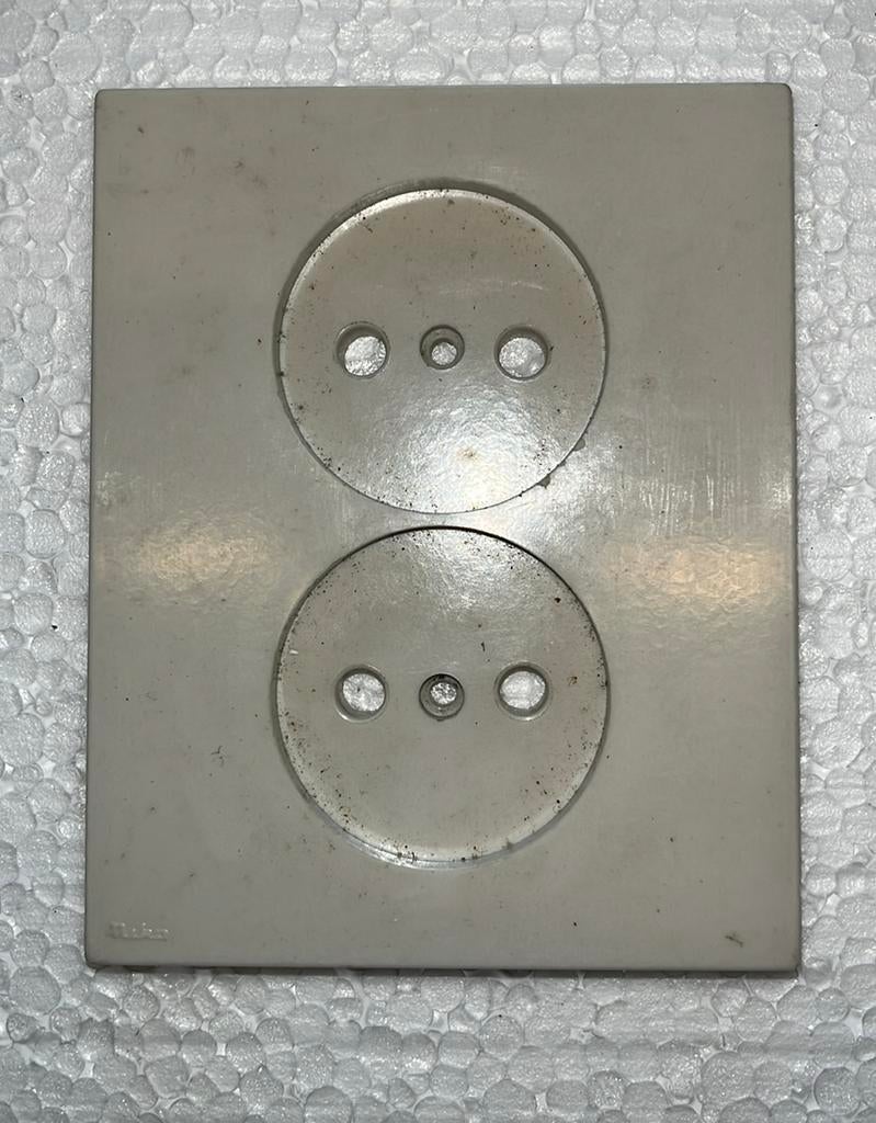 Afdekplaatje dubbel stopcontact - Niko 12672, Ophalen of Verzenden, Gebruikt