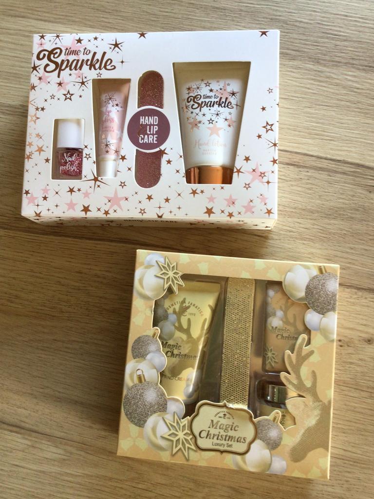 2 handverzorgingssetjes “time to sparkle” - “magic christmas, Ophalen of Verzenden, Nieuw, Overige typen