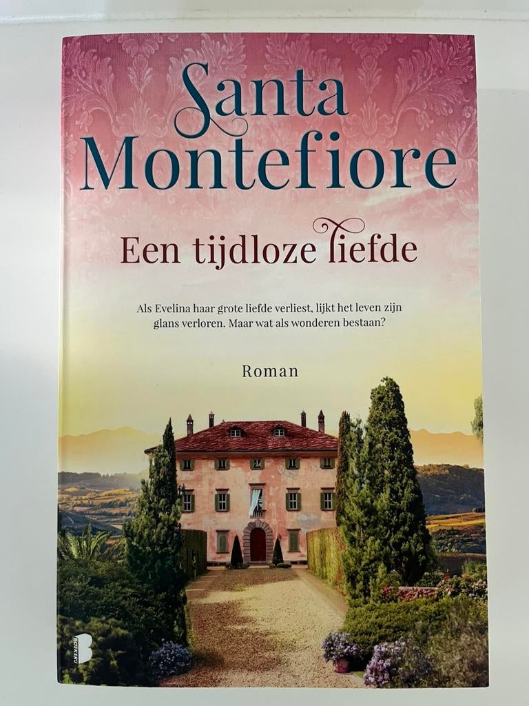 Santa Montefiore - Een tijdloze liefde, Boeken, Literatuur, Zo goed als nieuw, Ophalen of Verzenden