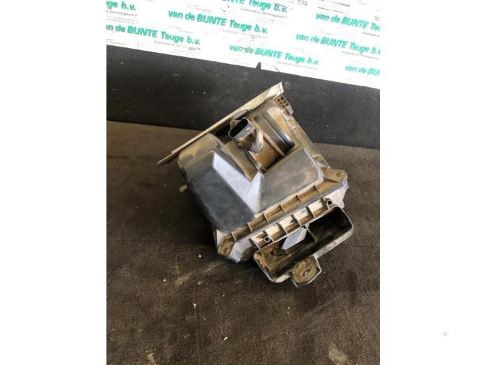 Boîtier filtre à air d'un Audi A4, Autos : Pièces & Accessoires, Enlèvement ou Envoi, 3 mois de garantie, Utilisé, Audi