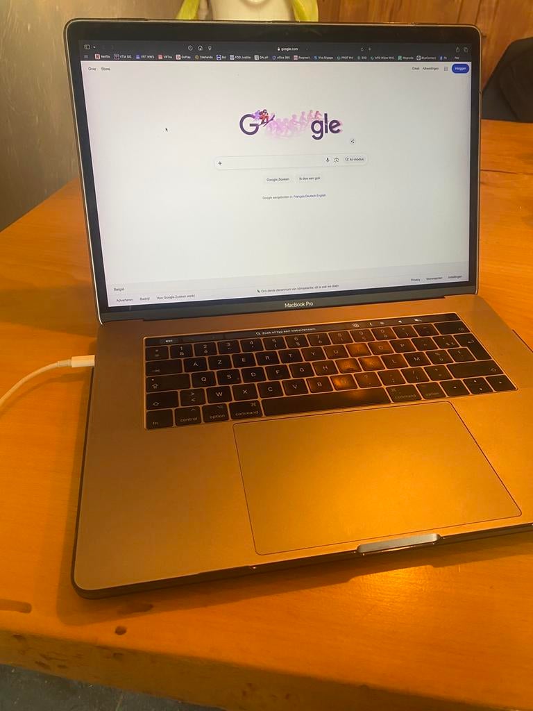 MacBook Pro 2017 15-inch Touch Bar, Ophalen, Gebruikt, 256 GB, 2 tot 3 Ghz