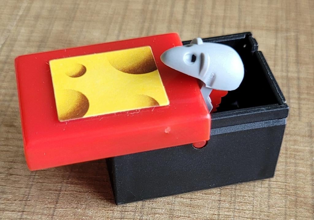 Mini-doosje: kaas met muisje, Verzamelen, Ophalen of Verzenden, Zo goed als nieuw