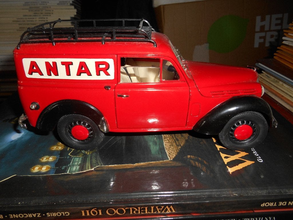 Solido 1/18 Renaud Juvaquatre 1952, Ophalen of Verzenden, Solido