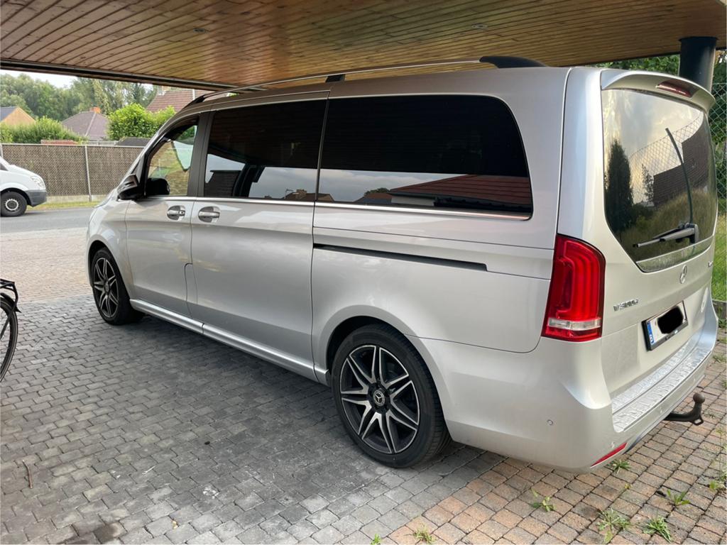 Mercedes V300 AMG 4MATIC — Véhicule avec TVA et fret léger., Cuir, Argent ou Gris, Achat, 5 portes