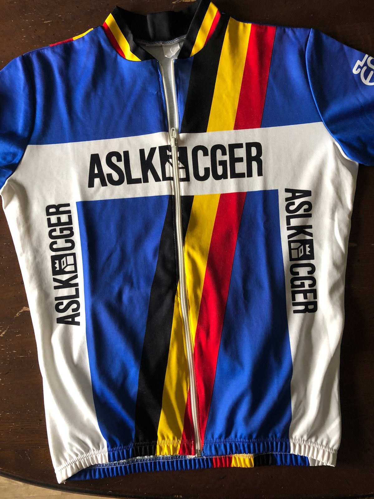 Retro wielertruitje ASLK/CGER, Collections, Enlèvement