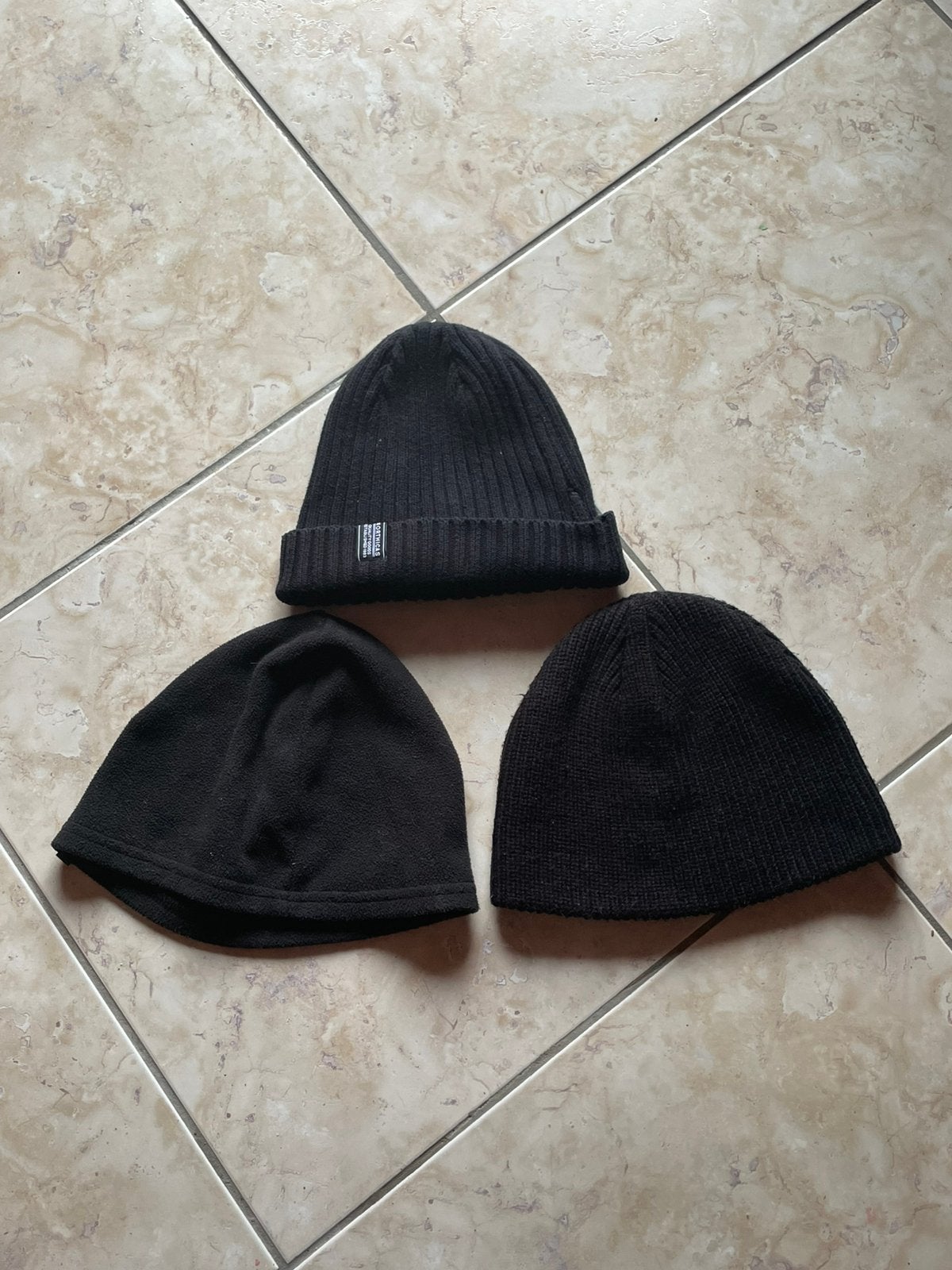 Set van 3 zwarte mutsen, Kleding | Heren, Mutsen, Sjaals en Handschoenen, Verzenden, Gedragen, Maat 46 (S) of kleiner, Muts