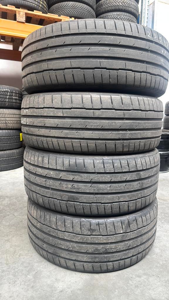 235/45R21 en 255/40R21 zomer site merk Hankook, Ophalen