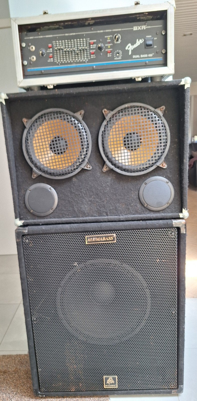 Basgitaar versterker Fender BXR dual 400W en 2 speakerkasten, Ophalen, Basgitaar