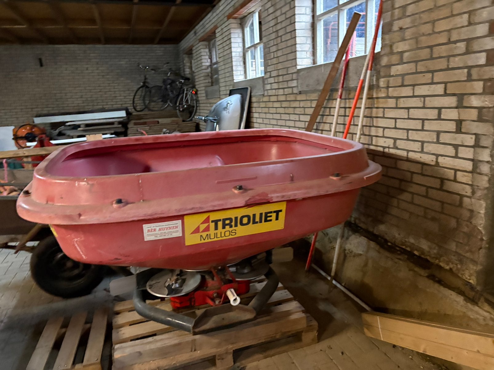 Kunstmeststrooier vicon/trioliet 24meter, Ophalen, Gewasbescherming en Bemesting