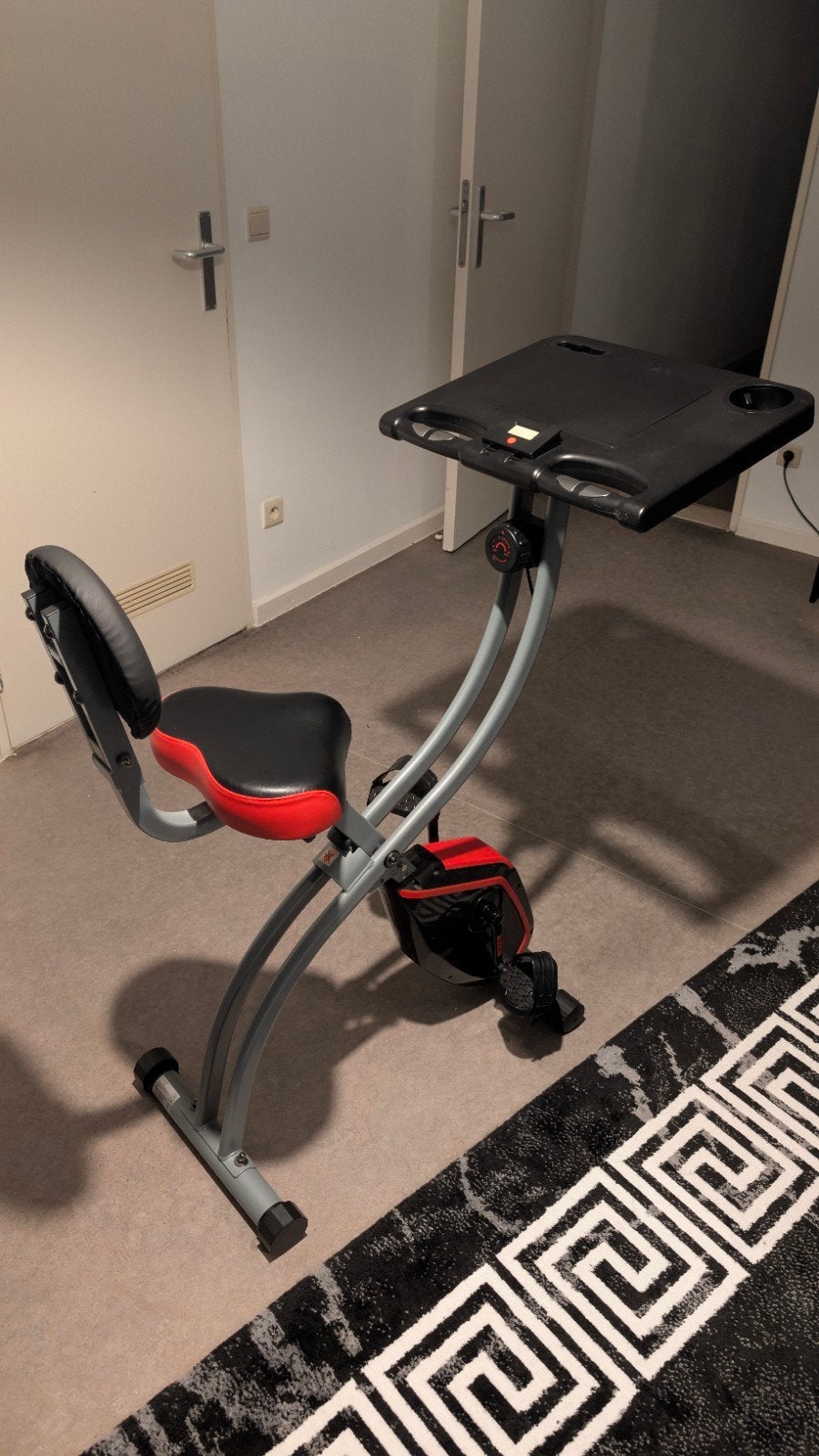 Inklapbare Hometrainer met Bureau (Deskbike) goede staat!, Ophalen, Hometrainer