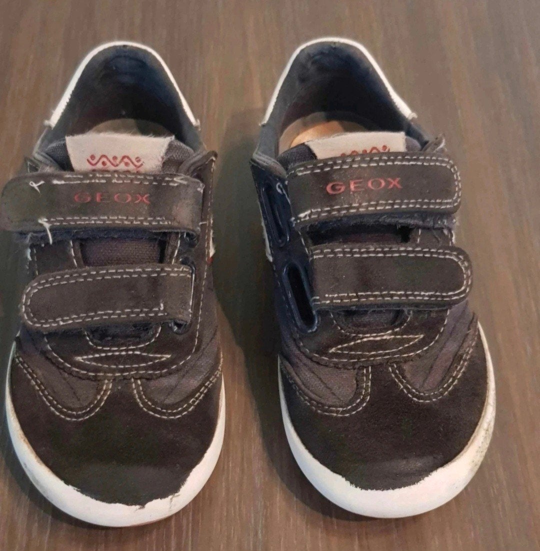 Geox sneakers maat 28 – zwart – klittenband, Ophalen, Gebruikt, Schoenen, Jongen