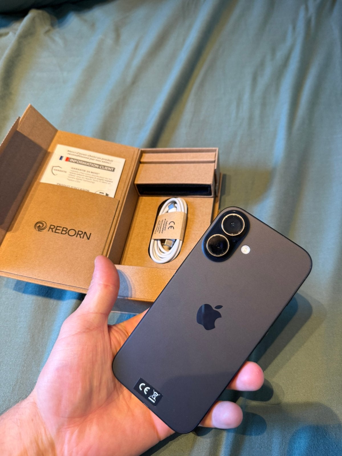 Iphone 16 noir 128GB, Télécoms, Enlèvement ou Envoi, Comme neuf, Noir, IPhone 16