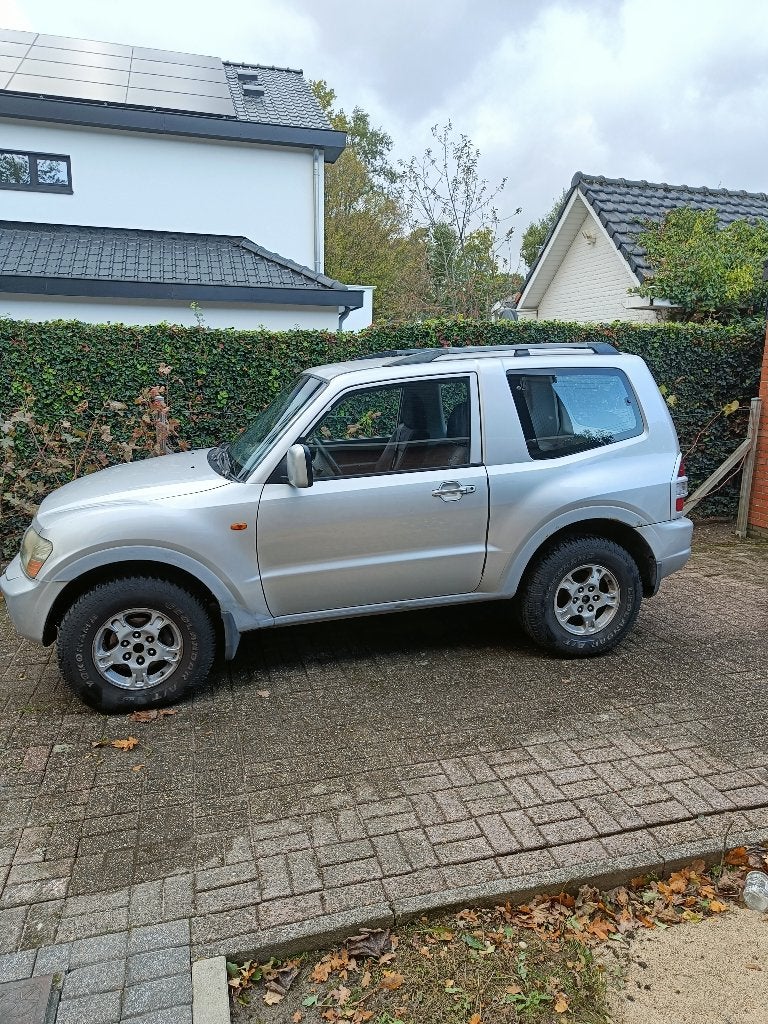 Mitsubishi Pajero 3.2 DI-D , 136k.w. , 2002j., Auto's, Stof, 2800 kg, Particulier, SUV of Terreinwagen