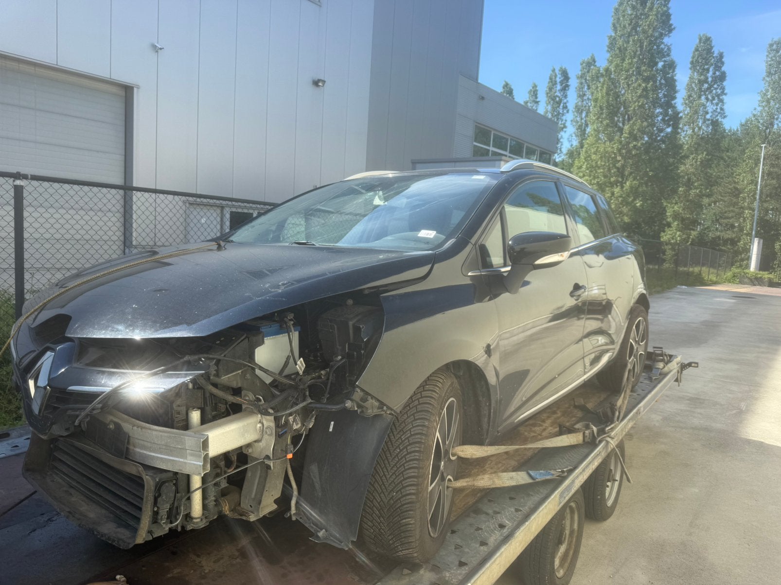 Renault clio bj2016 accident 1500cc diesel 153dkm, Ophalen, Diesel, Renault