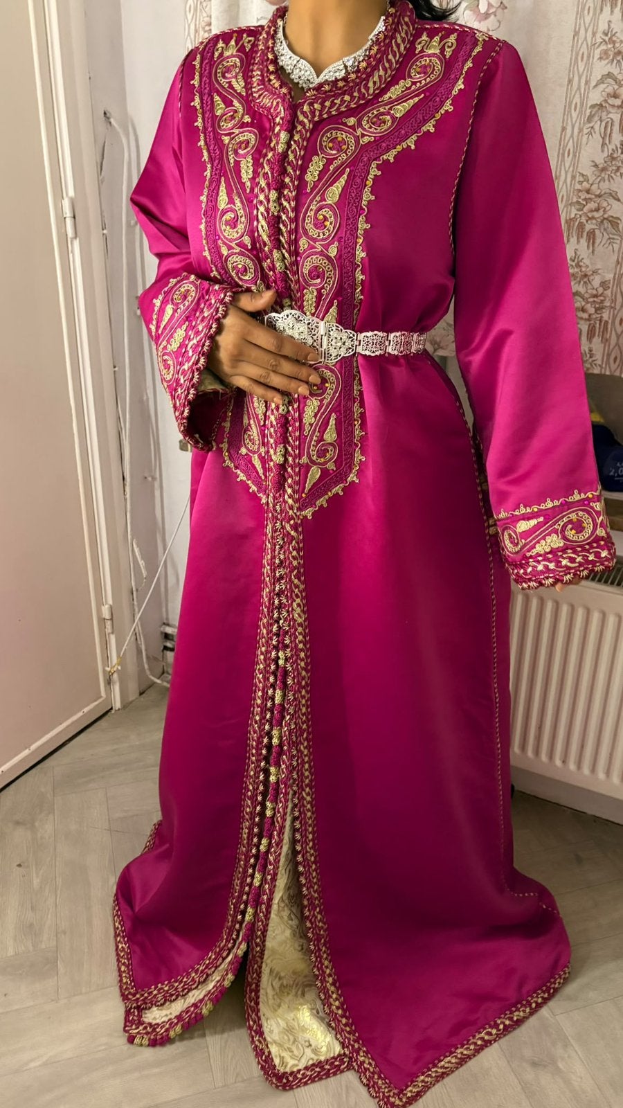TE KOOP – Prachtige fuchsia/roze traditionele jurk, Vêtements | Femmes, Enlèvement, Comme neuf, Rose