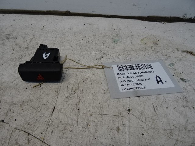 SCHAKELAAR Mazda CX-3 (01-2015/01-2018) (DA6A664H0), Gebruikt, Mazda