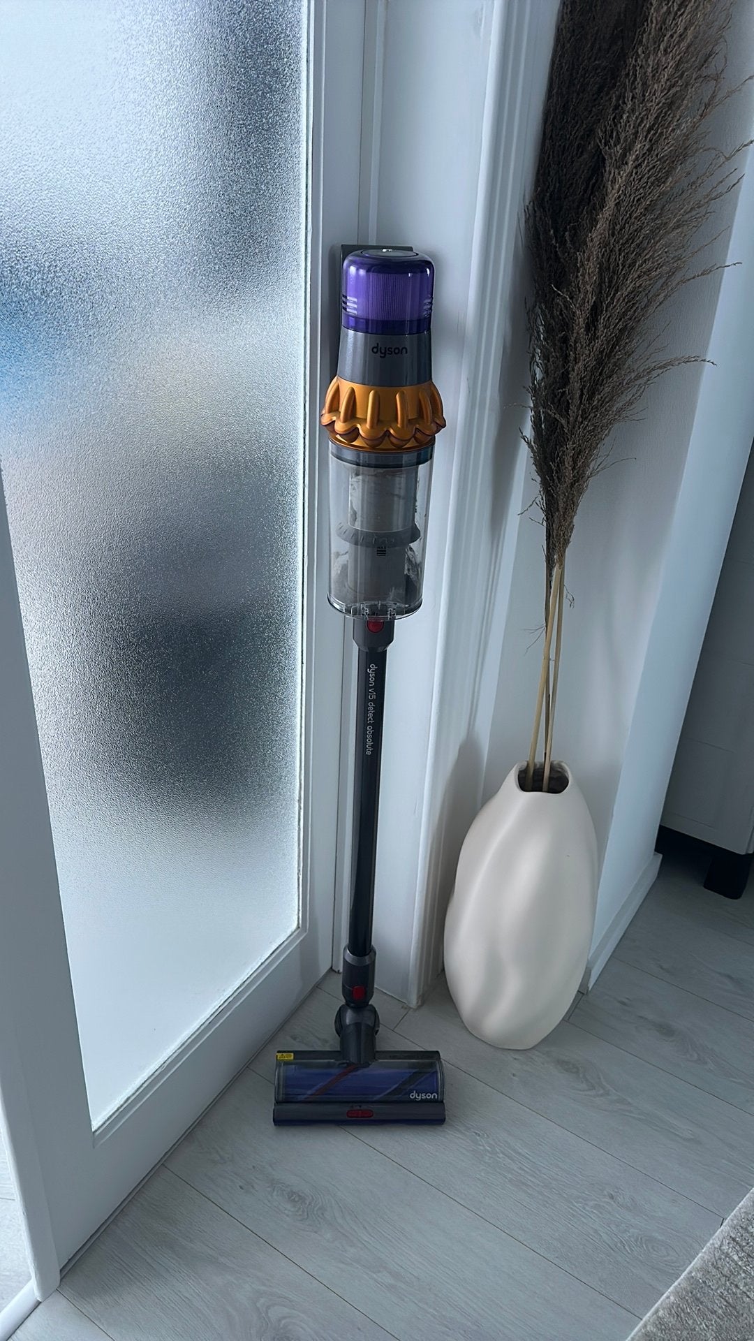 Laboratoire de détection Dyson v15, Enlèvement, Comme neuf, Dyson