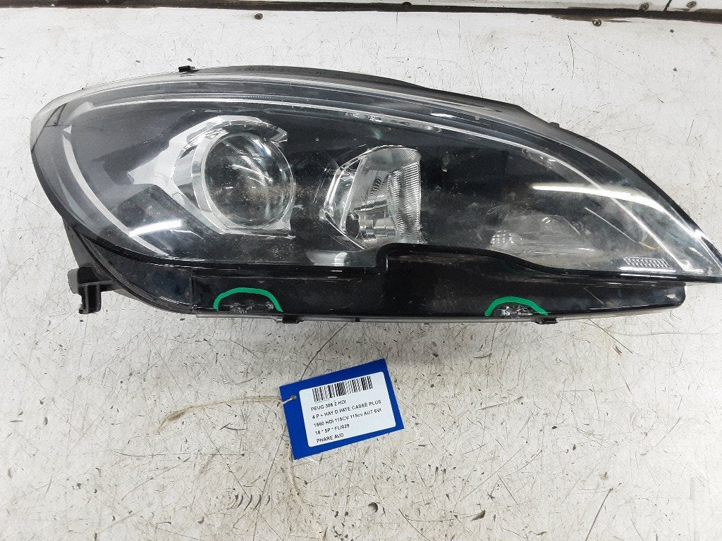 KOPLAMP RECHTS 308 (L3 / L8 / LB / LH / LP) (98169905), Auto-onderdelen, Verlichting, Gebruikt, Mevr. I. Hauben, Rue de l'Espoir 34 34
4030  GRIVEGNÉE, BE