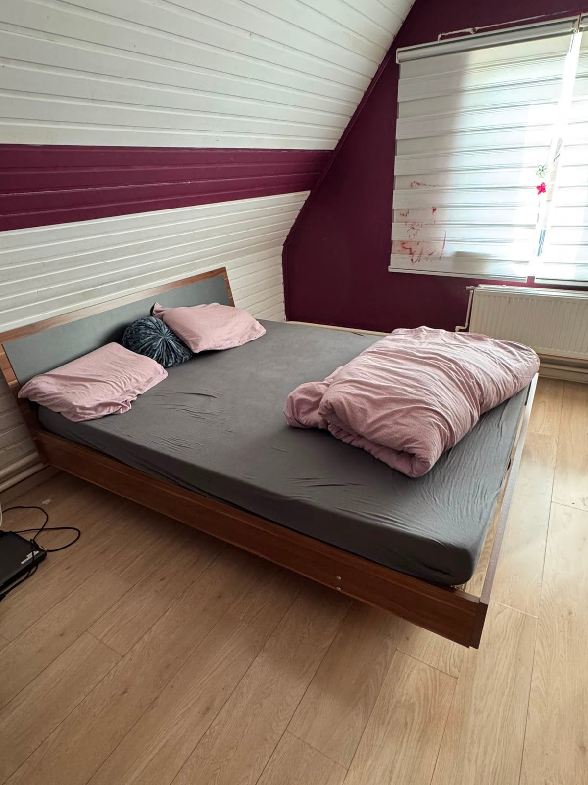 Volledige slaapkamer met matras, Huis en Inrichting, Slaapkamer | Slaapbanken, Ophalen, Zo goed als nieuw