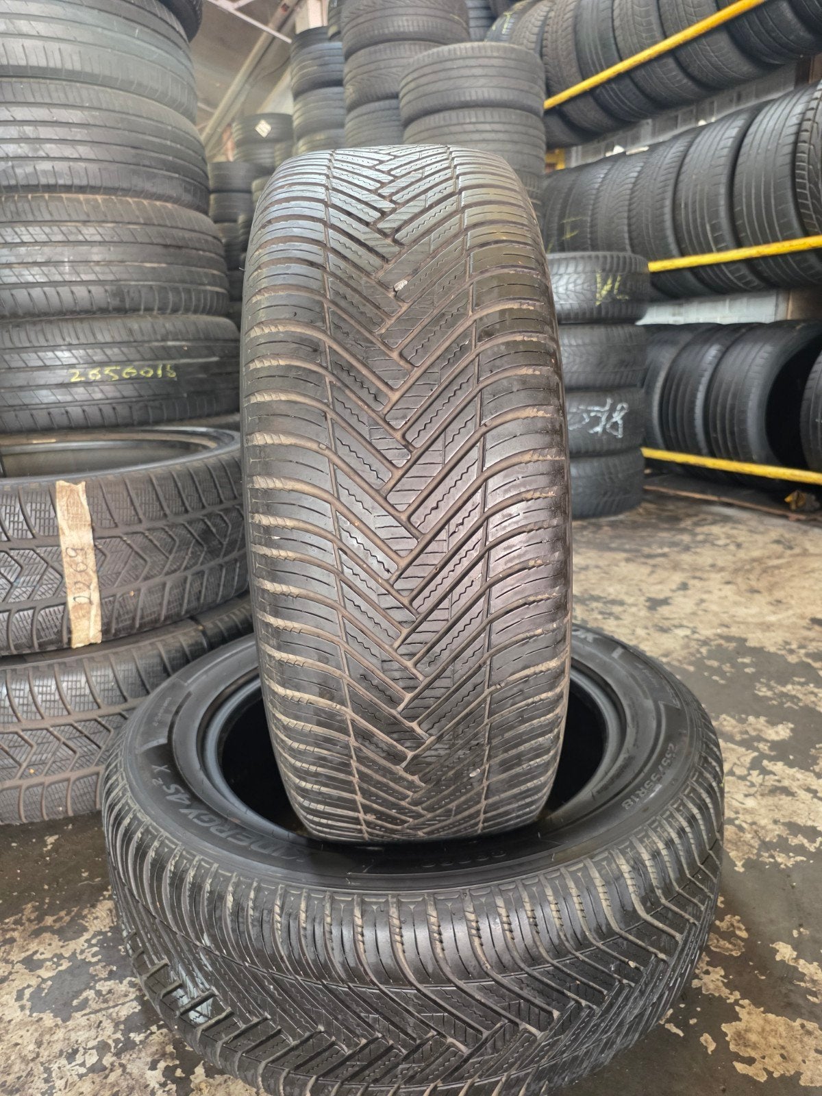 235 55 18 hankook avec montage et équilibrage, Enlèvement