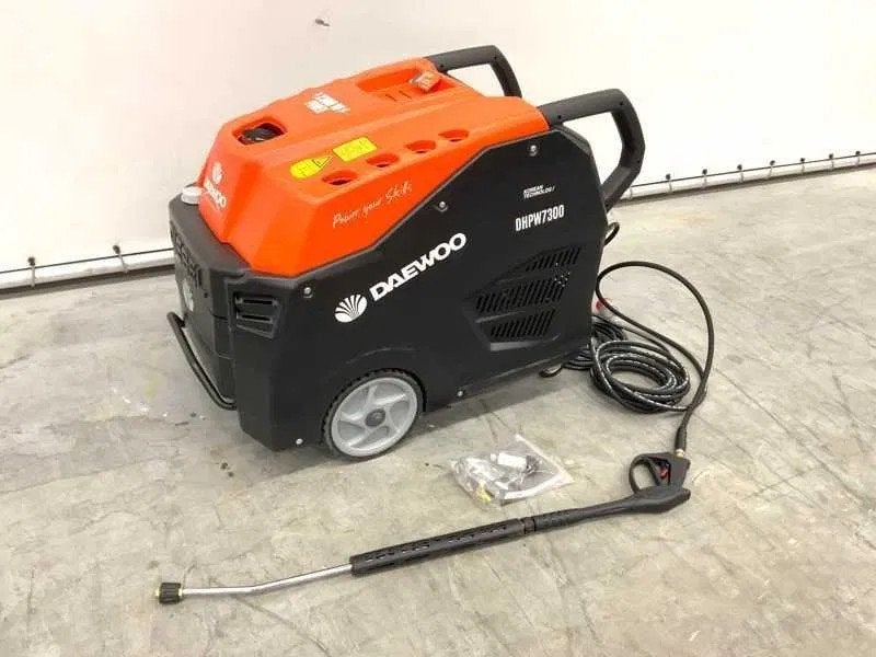 Daewoo DHPW 7300 Hogedruk reiniger heetwater, Articles professionnels, Machines & Construction | Entretien & Nettoyage