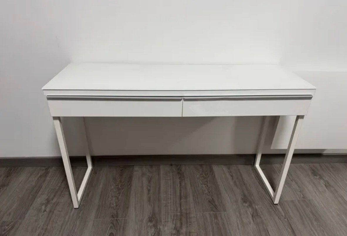 IKEA BESTA Burs bureau van 120 cm, Huis en Inrichting, Ophalen, Zo goed als nieuw, IKEA, Wit