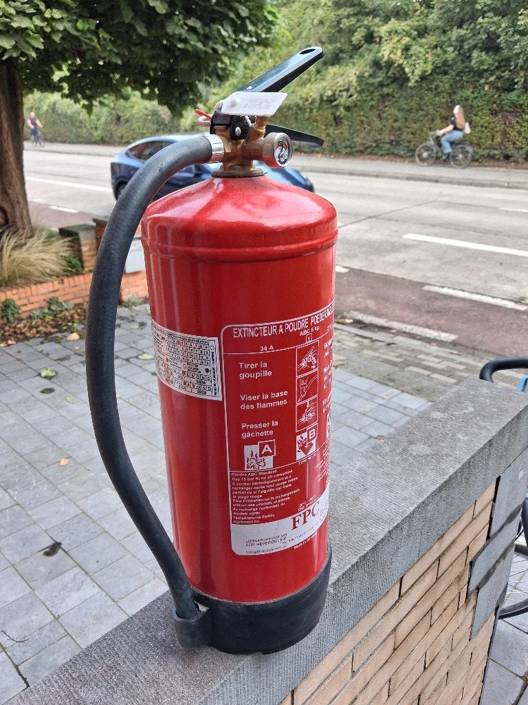 Extincteur à poudre gratuit 6 kg, Enlèvement, Comme neuf, Extincteur