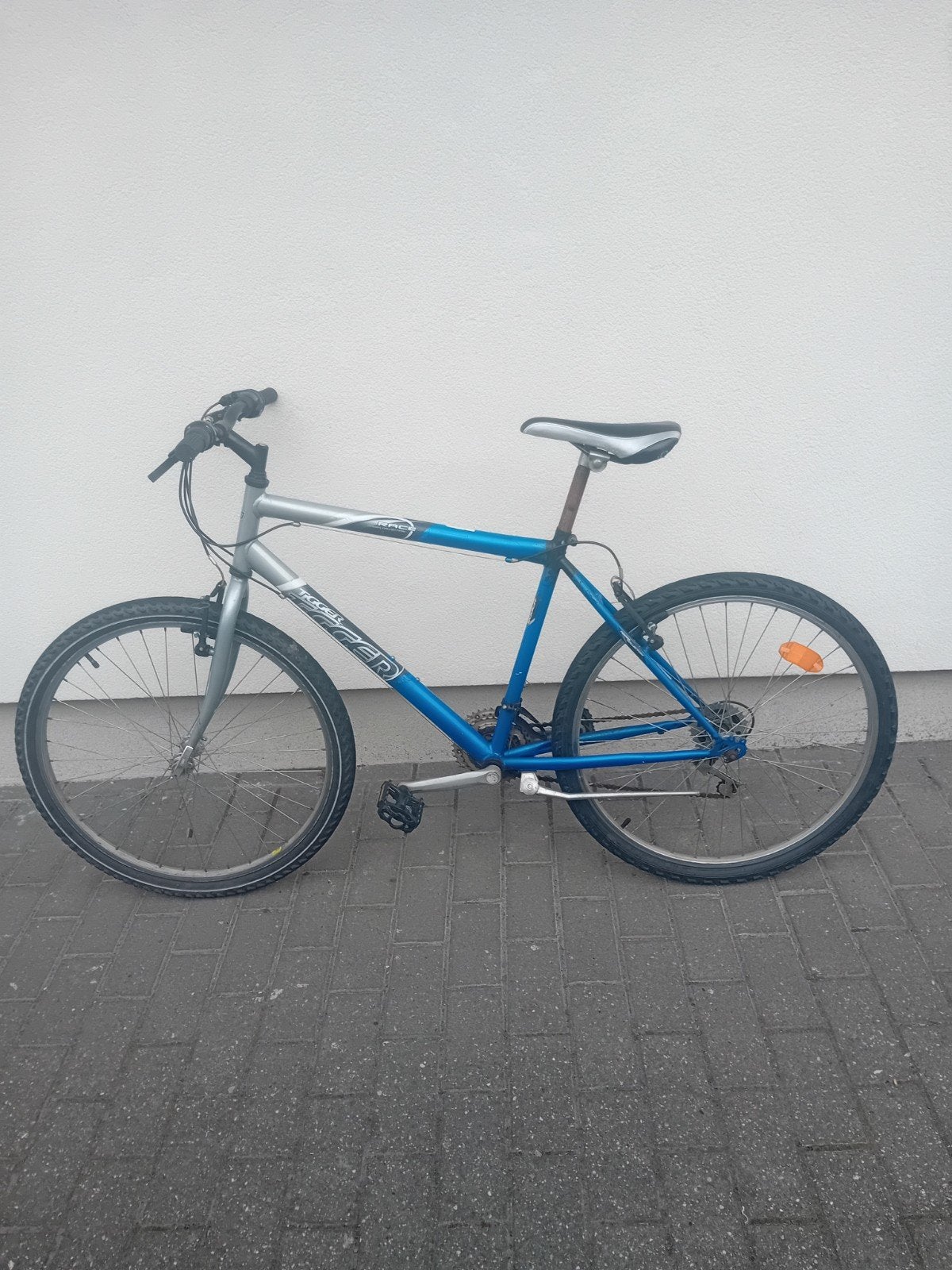 VTT roule bien. peut être prévoir des nouvelles gomettes de, Enlèvement