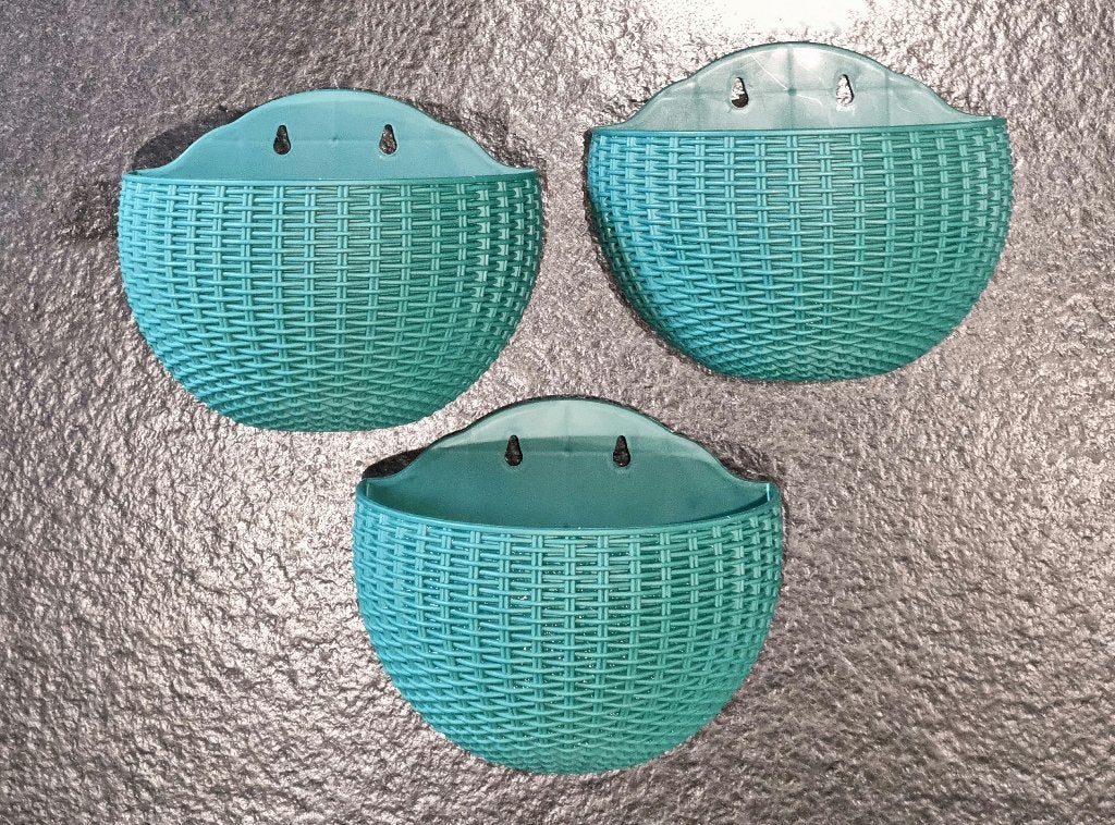Leuke groene bloempotjes (wand) - nog 3 stuks, Kunststof, Rond, Nieuw, Ophalen of Verzenden