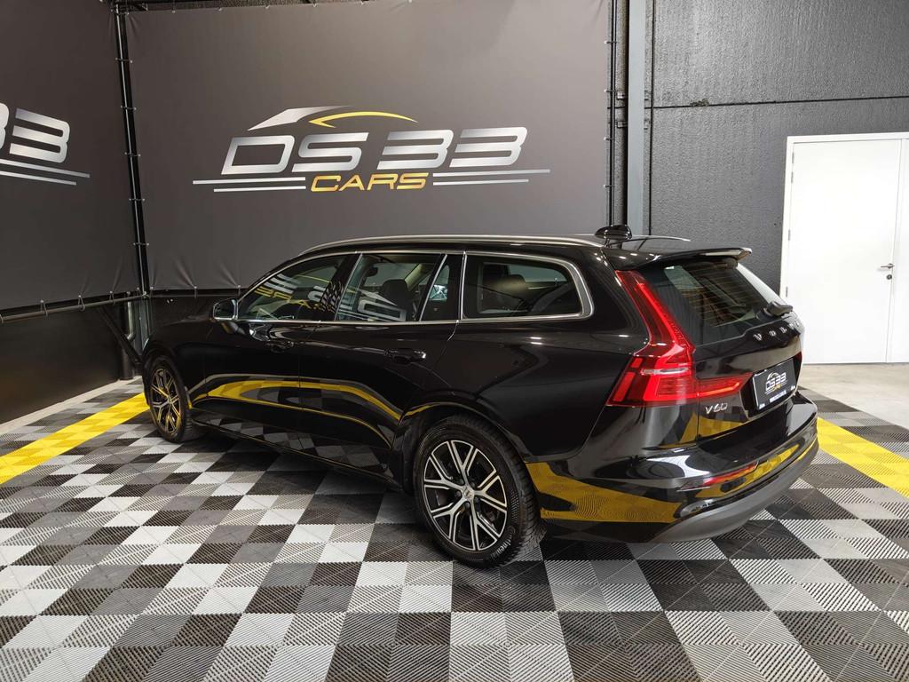 Volvo V60 2.0 B3 MHEV/LED/WarmLeder/Keyless/AdCruise/CAM, Autos, Cuir, Achat, 140 g/km, Entreprise