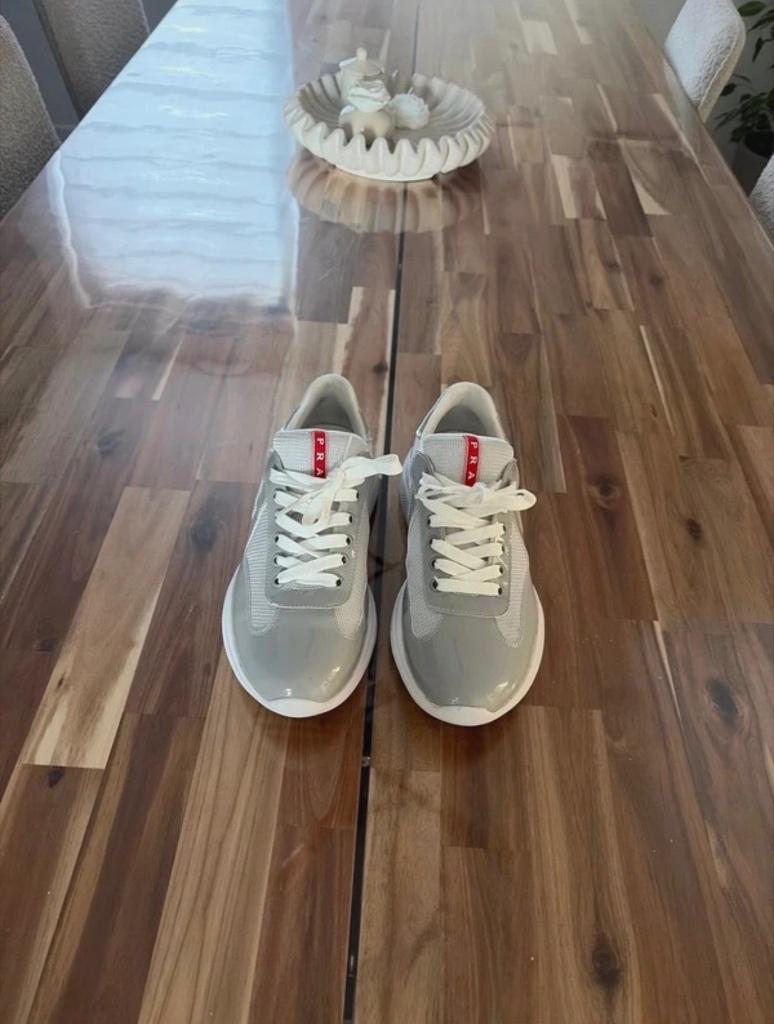 Prada chaussures, Enlèvement ou Envoi, Autres couleurs, Comme neuf, Autres types