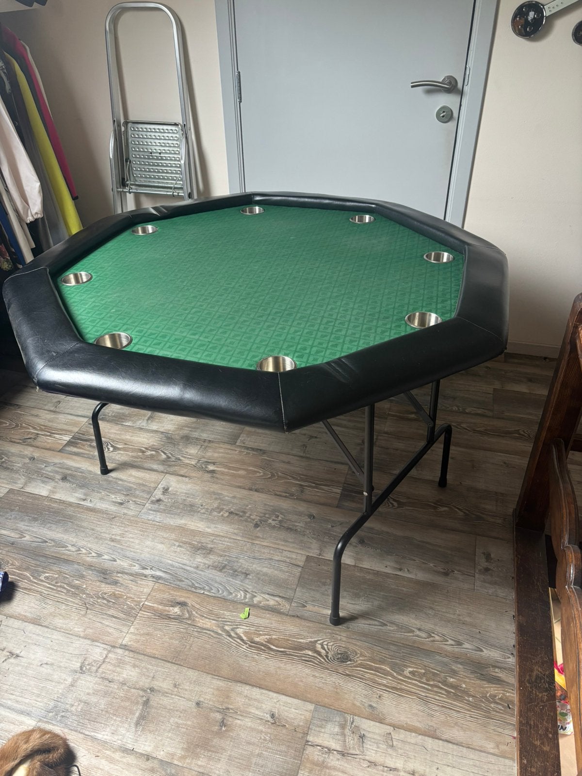 Ronde pokertafel, Ophalen, Zo goed als nieuw