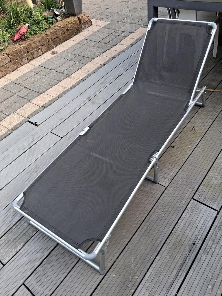 Opplooibaar tuinbed, Ophalen, Verstelbaar