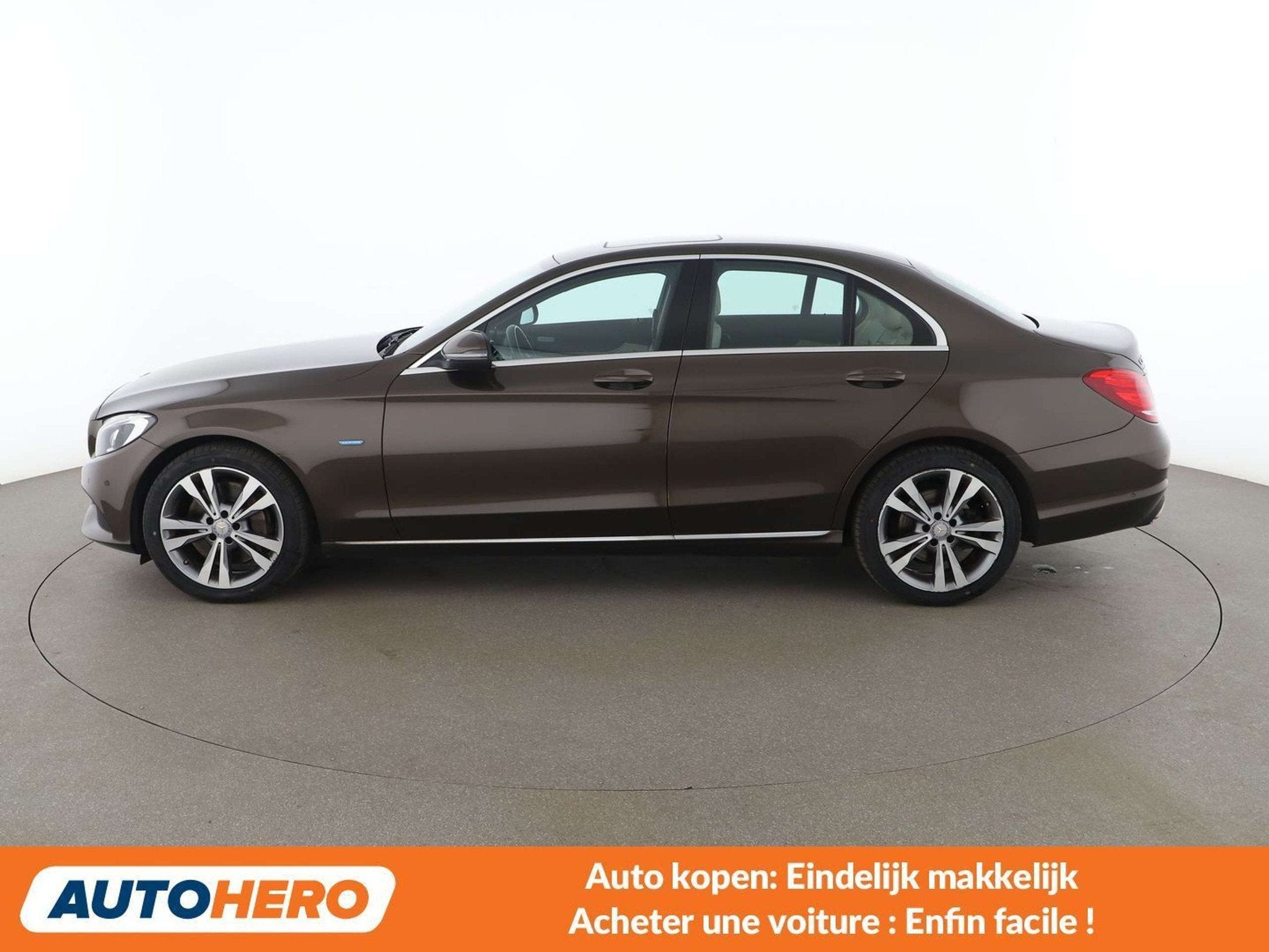Mercedes-Benz C-Klasse 350 C 350e Avantgarde (automatique), Autos, Mercedes-Benz, Cuir, 1780 kg, Achat, Climatisation automatique