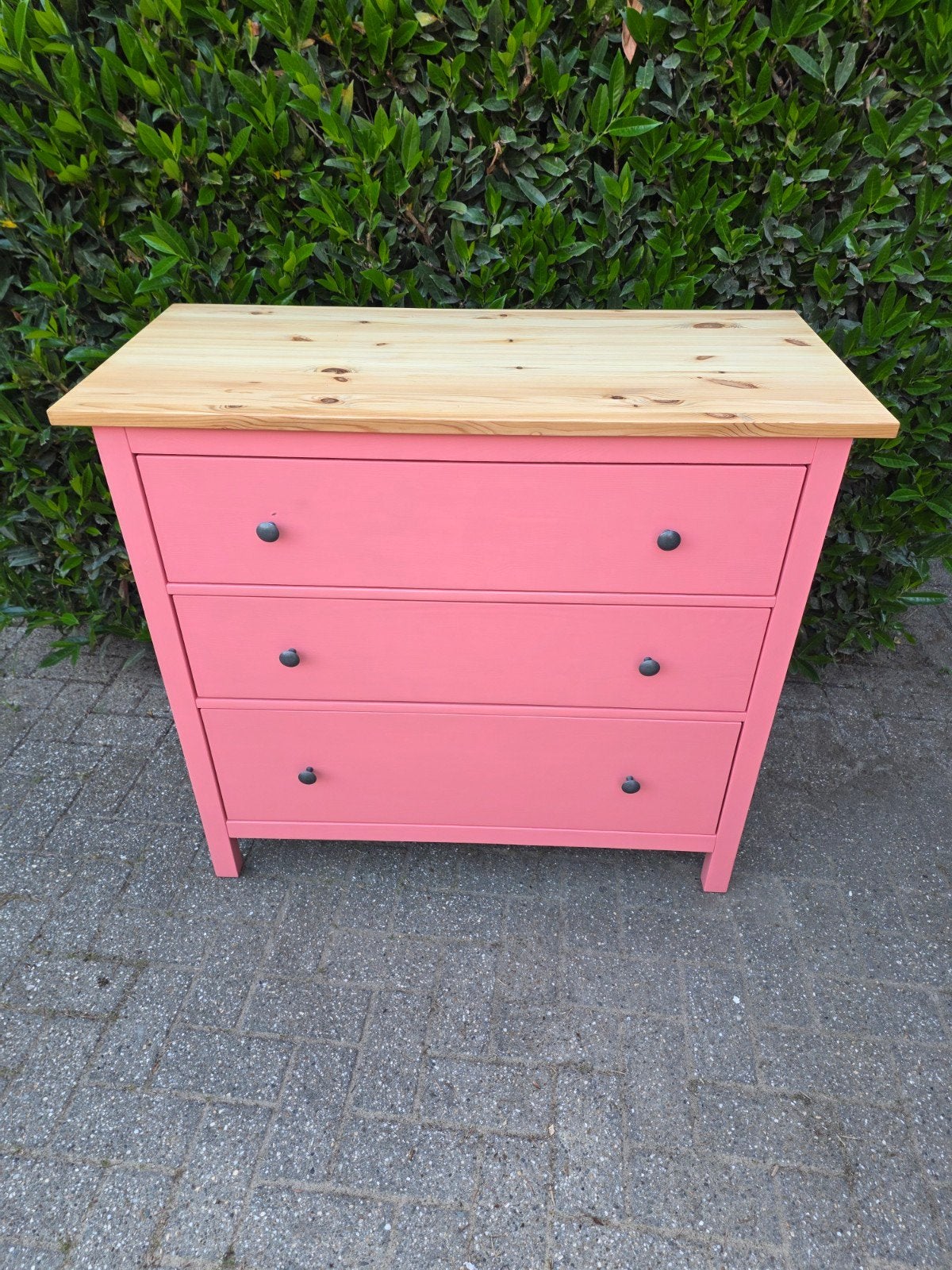 Mooie massief grenen ladekast Flamingo-roze .Nieuwstaat., Ophalen