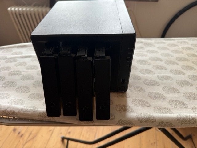 Synology 918+, Ophalen, Zo goed als nieuw