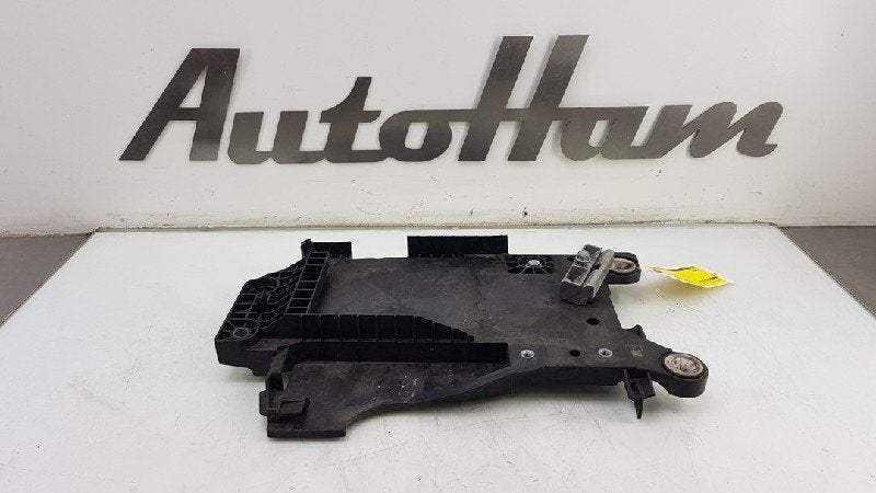 ACCUBAK Mini Mini (F55) (01-2013/10-2017), Gebruikt, Mini, Petuelring 130
80809  München, DE, Minikundenbetreuung@mini.de
