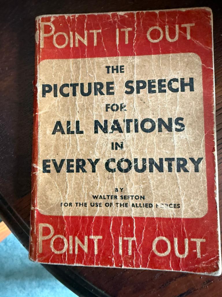Leuk boekje “point it out” 1944, Verzamelen, Ophalen of Verzenden