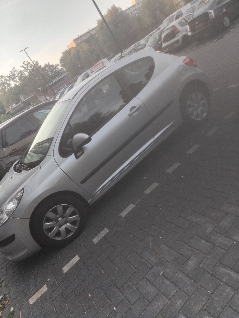 207 MOET WEG VOOR 20:00 VOOR 799€, Autos, Achat, Boîte manuelle, Particulier, 3 portes