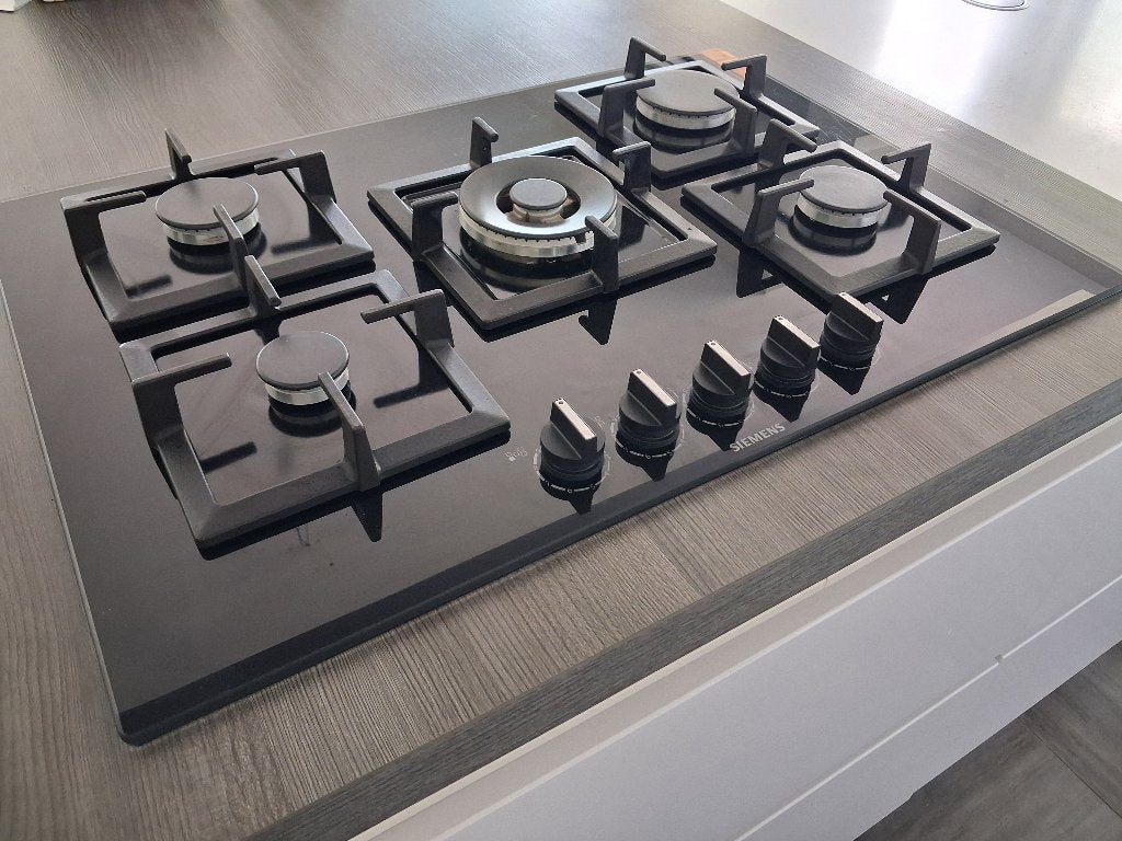 Cuisinière à gaz Siemens (5 zones de cuisson), Electroménager, Enlèvement, Utilisé, Gaz, 5 zones de cuisson ou plus