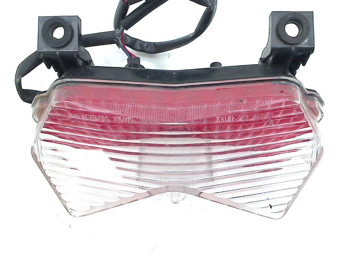 FEU ARRIÈRE Kawasaki ZX 6 R 2003-2004 (NINJA ZX-6R ZX636B), Dhr. S. di Majo, Utilisé, Info@cama-motorparts.nl, P.J. Troelstraweg 8 8
3144 CX  MAASSLUIS, NL
