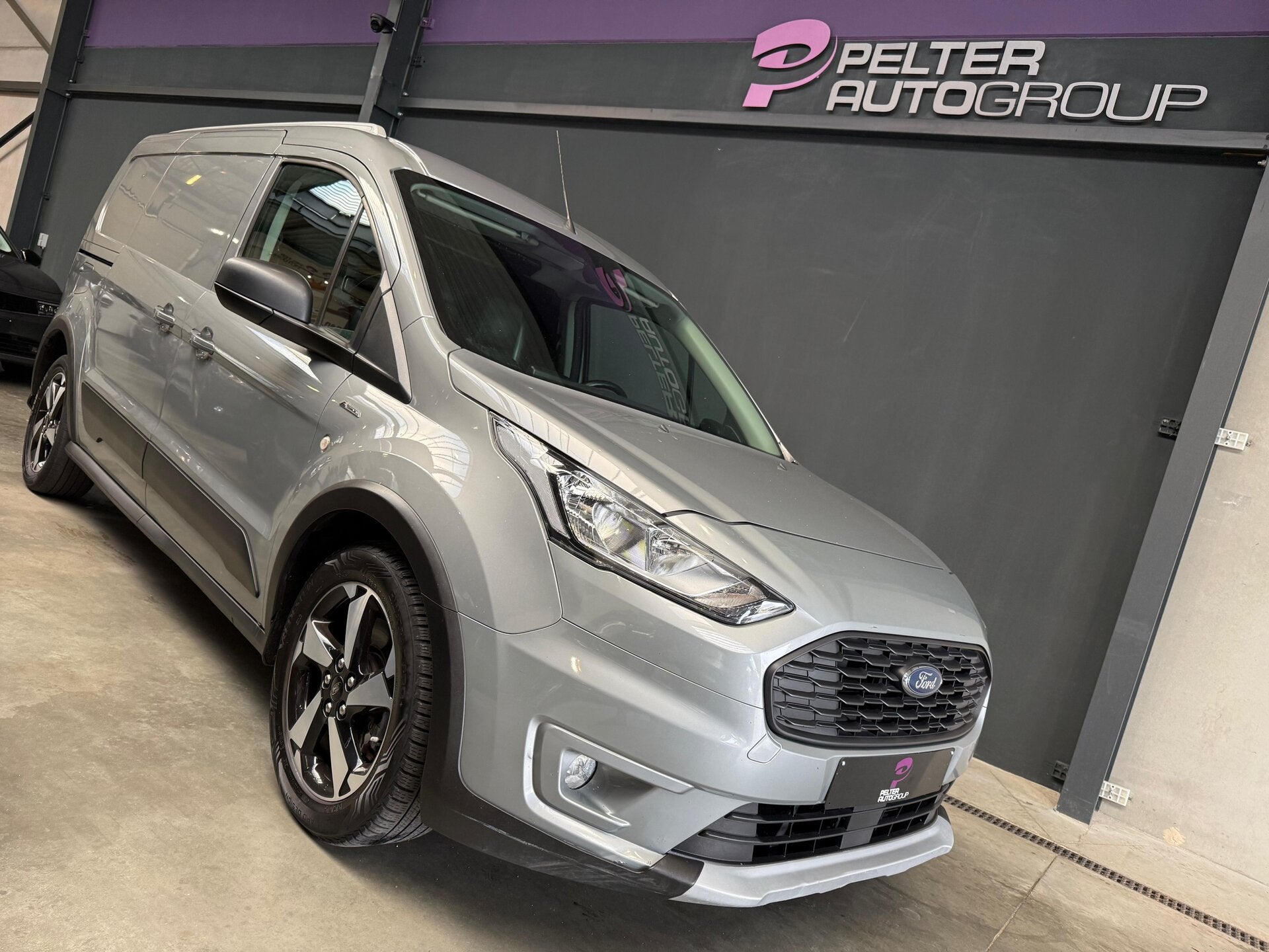 Ford Transit Connect 1.5TDCi Automaat Active Verlengd, Auto's, 4 deurs, Traction-control, 0 kg, 120 pk