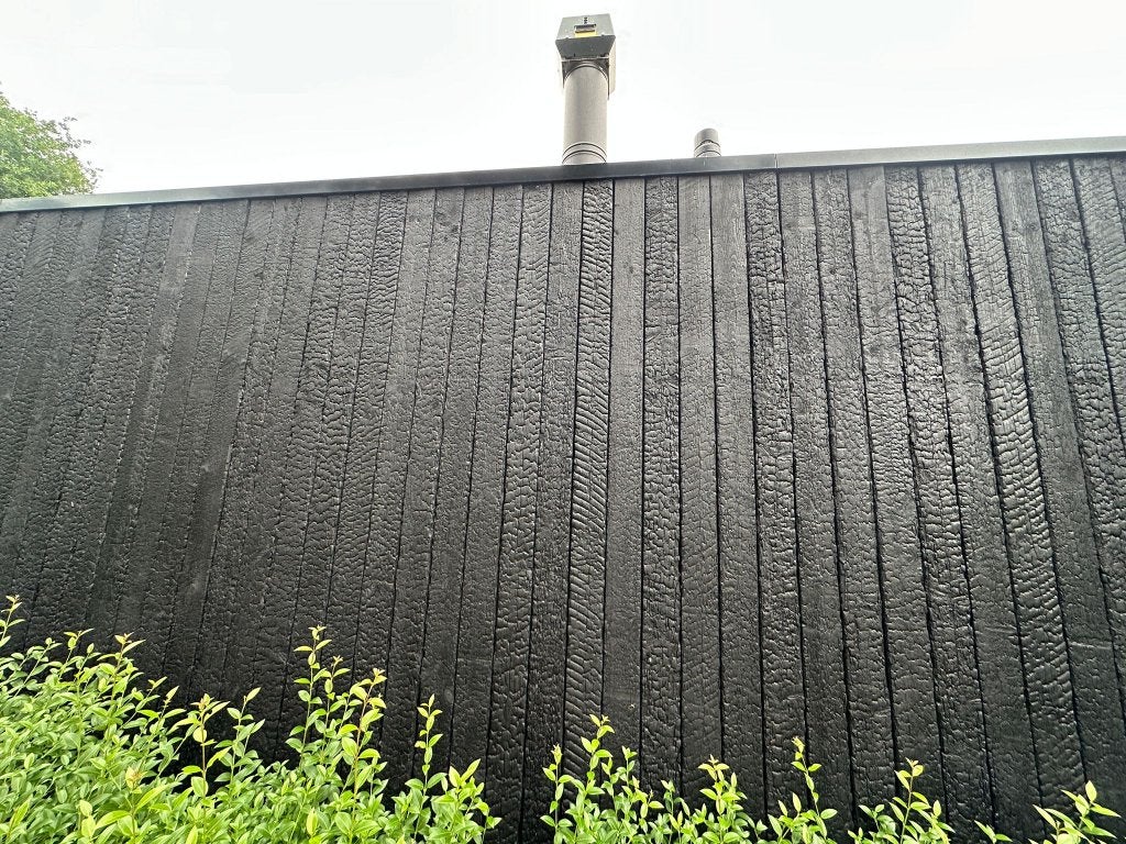 Shou Sugi Ban gebrande gevelbekleding 80 m² incl. lattenwerk, Doe-het-zelf en Bouw, Hout en Planken, Ophalen, Gebruikt, Minder dan 25 mm