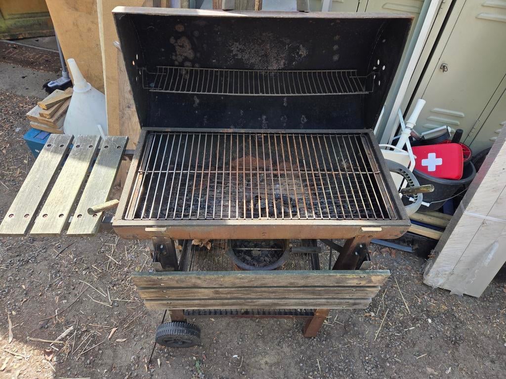 BBQ houtskool, Tuin en Terras, Ophalen, Gebruikt