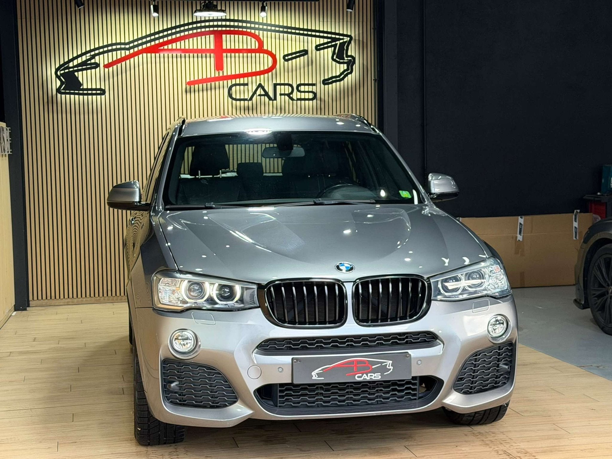 BMW X3 2.0 dA sDrive18 * PACK M * GARANTIE 12 MOIS * 1ER PRO, 4 cilinders, 136 pk, 5 deurs, 133 g/km