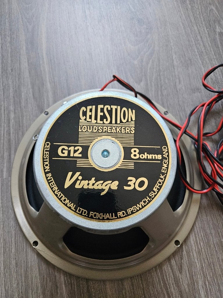 Baffle Celestion Vintage 30 + Box FAME (optionnel), Musique & Instruments, Amplis | Basse & Guitare, Enlèvement, Utilisé, Guitare