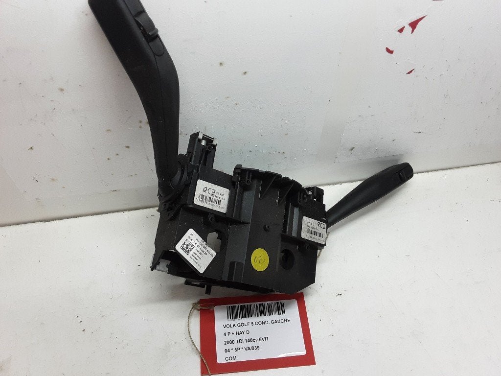 COMMUTATEUR Volkswagen Golf V 4Motion (1K1) (1KO953503AB), Volkswagen, Mevr. I. Hauben, Utilisé, Rue de l'Espoir 34 34
4030  GRIVEGNÉE, BE