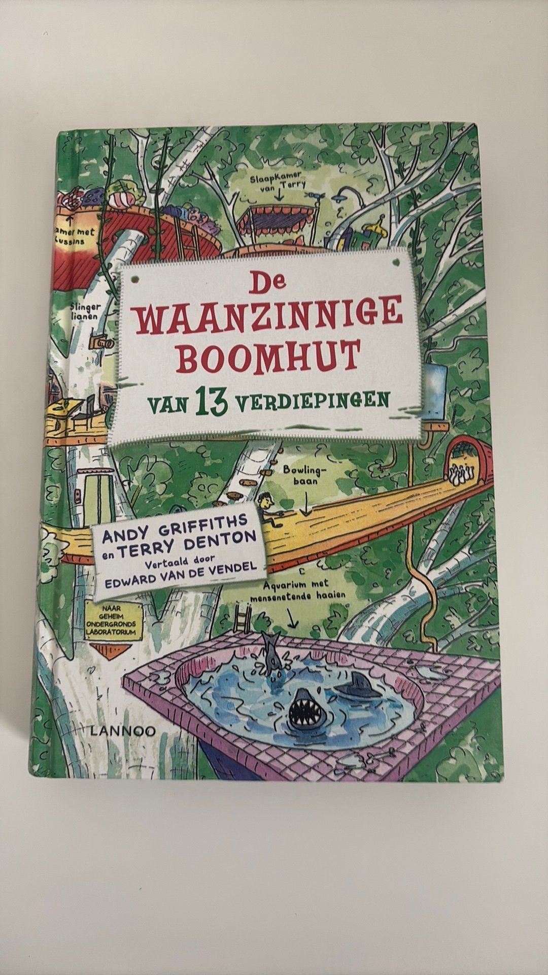 Terry Denton - De waanzinnige boomhut van 13 verdiepingen, Ophalen, Terry Denton; Andy Griffiths
