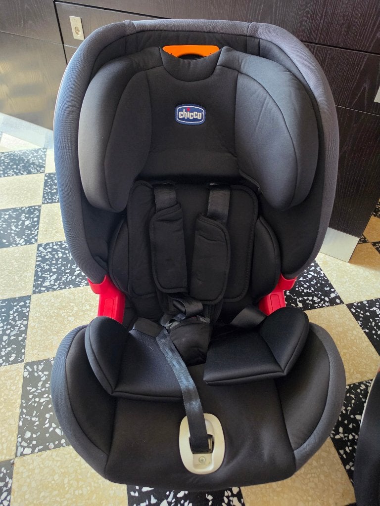 Siege auto chicco groupe 1/2/3, Kinderen en Baby's, Autostoeltjes, Ophalen, Gebruikt, 9 t/m 18 kg, Verstelbare rugleuning