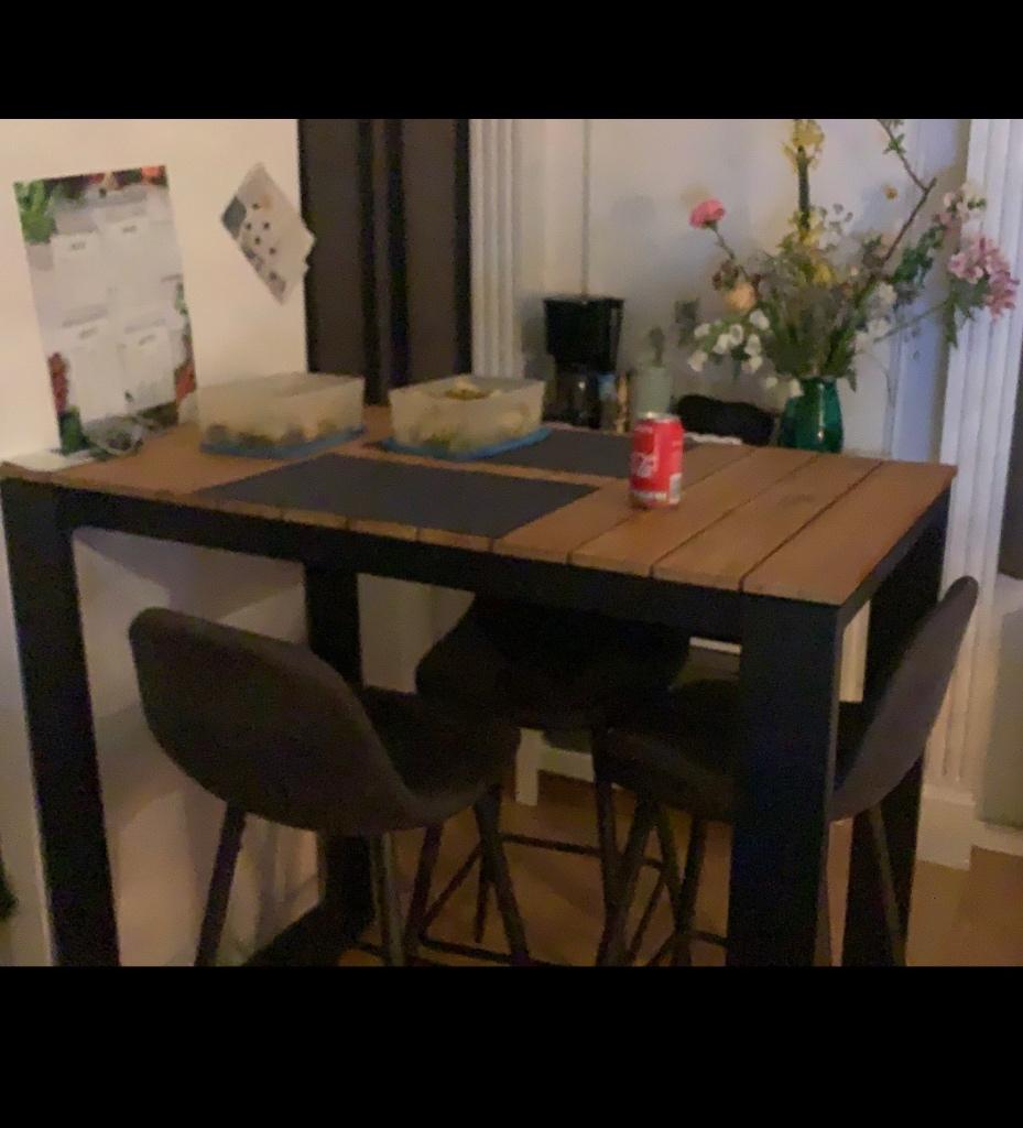 Tuintafel Overstock/Exterioo, Ophalen, Zo goed als nieuw, Rechthoekig, Hout